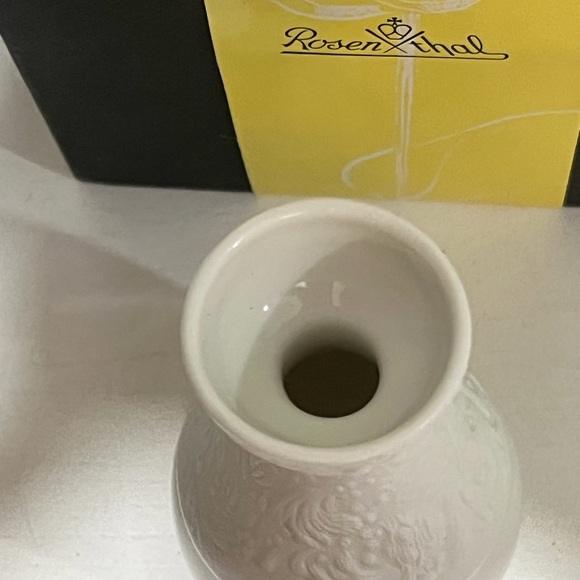 Rosenthal Bjorn Wiinblad Zauberflote Magic Flute White Mini Vase 11cm - Picture 4 of 10